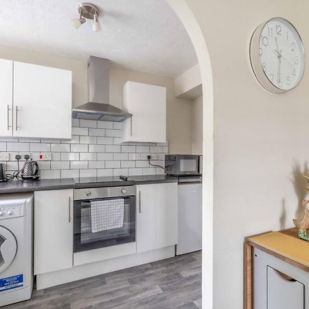 斯劳Windsor Burnham Ascot Haven Sleeps 4别墅 外观 照片