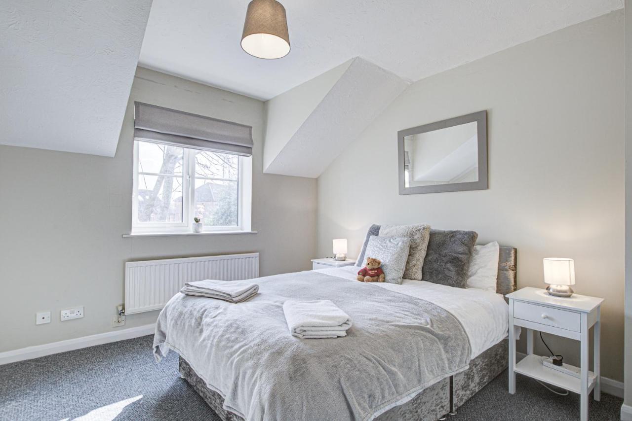 斯劳Windsor Burnham Ascot Haven Sleeps 4别墅 外观 照片