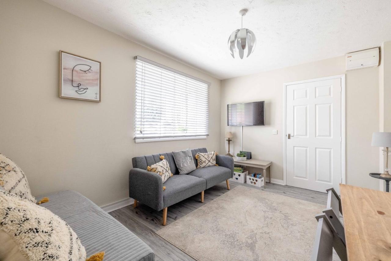 斯劳Windsor Burnham Ascot Haven Sleeps 4别墅 外观 照片